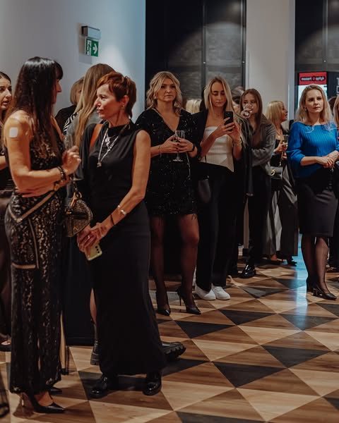 Women's Fashion Day
